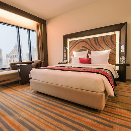 Novotel Kolkata Hotel And Residences Exterior foto Deluxe Room